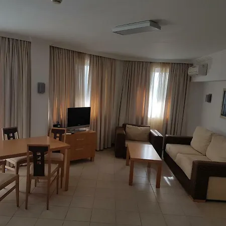 Rmg Emerald Apart-hotel *